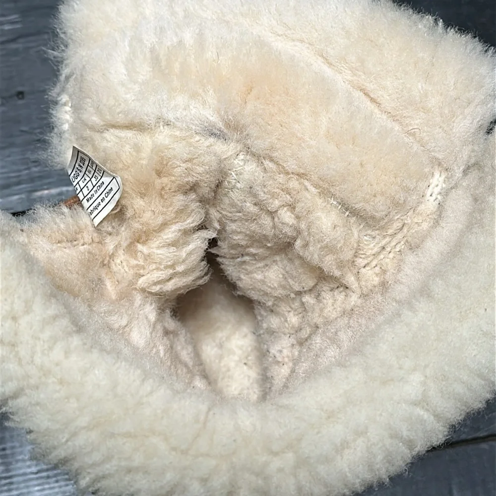 UGG Kids Sophy Shearling Boots - Chestnut